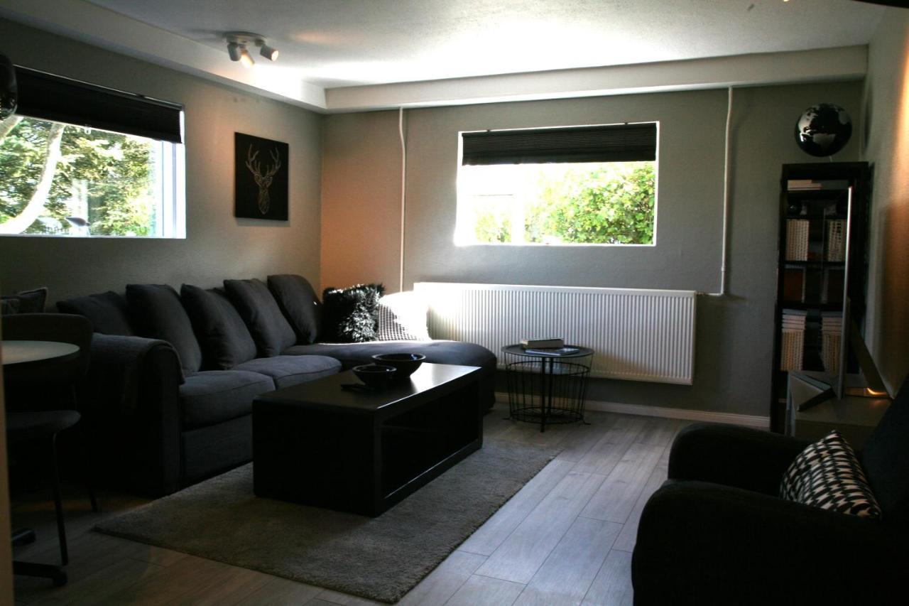Garthabaer Spacious & Refurbished 1 Bedroom Apartment In Suburban Reykjavik מראה חיצוני תמונה