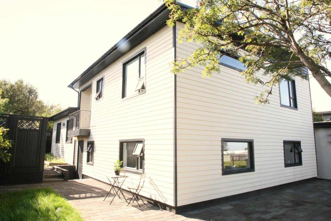 Garthabaer Spacious & Refurbished 1 Bedroom Apartment In Suburban Reykjavik מראה חיצוני תמונה